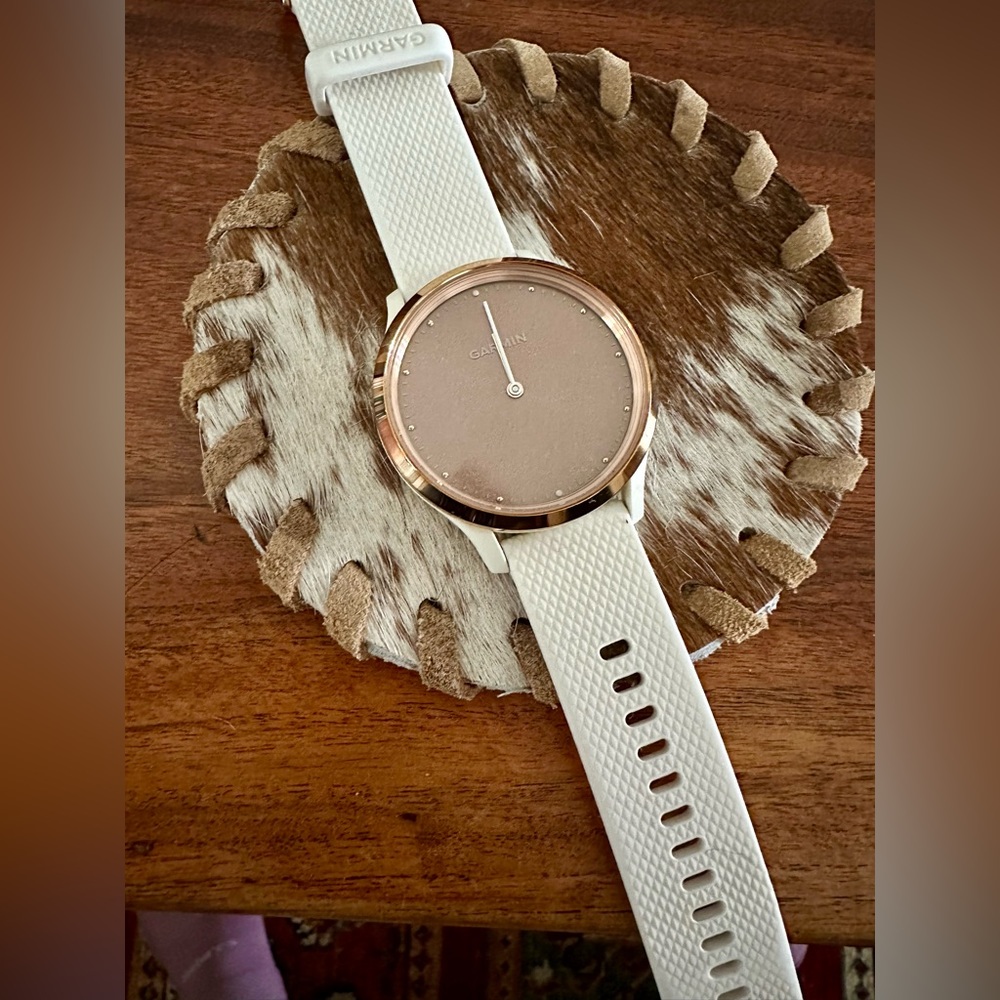 Pre-owned Garmin Smart Watch Vívomove HR - Rose Gold/White